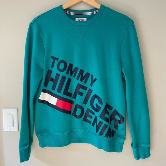 Tommy Hilfiger Denim Reed Green Graphic Logo Men’s Size Medium  Sweatshirt - Picture 1 of 10